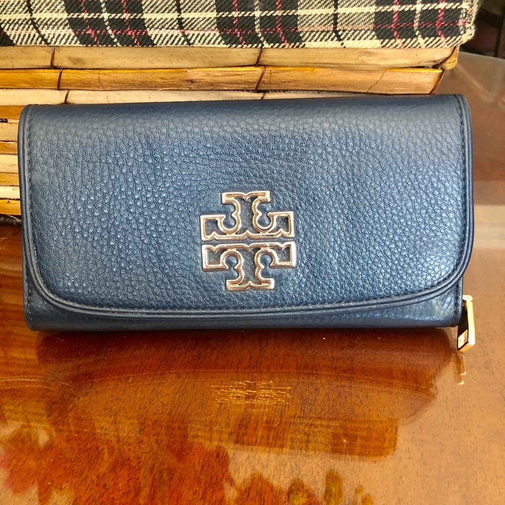 Tory Burch Britten Duo Continental Wallet